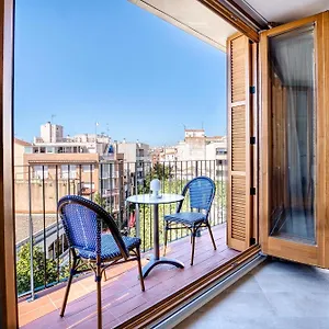  Apartment Chic! By Alegria Spain